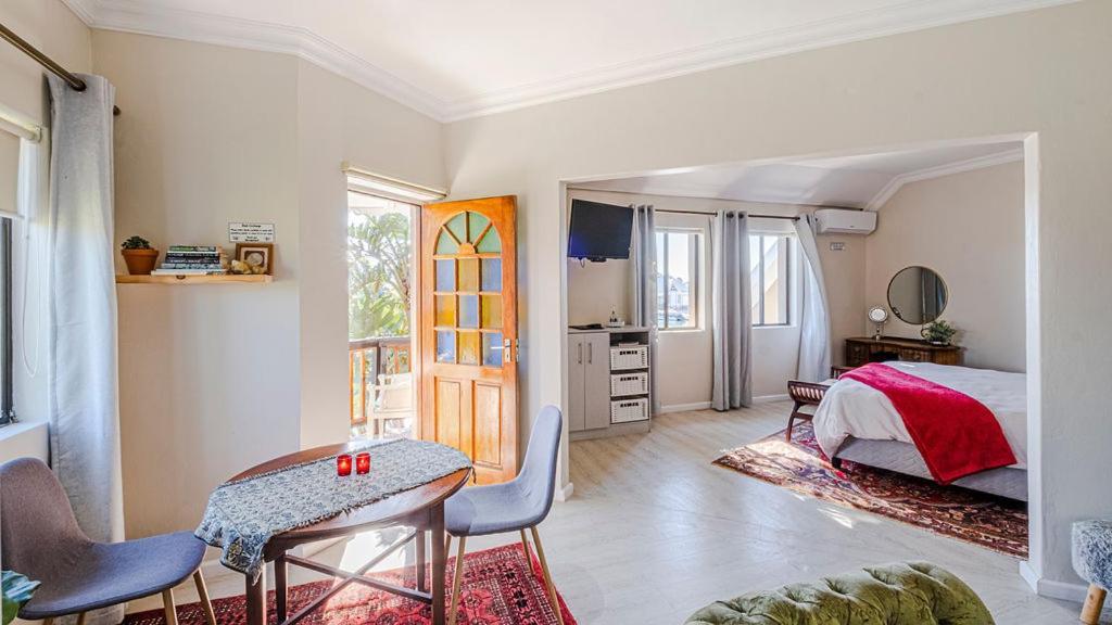 The Ark Guesthouse At Marina Martinique Jeffreys Bay Kültér fotó