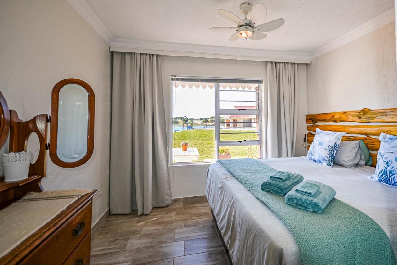 The Ark Guesthouse At Marina Martinique Jeffreys Bay Kültér fotó