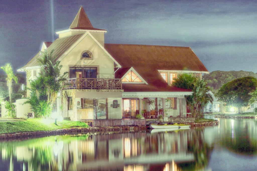 The Ark Guesthouse At Marina Martinique Jeffreys Bay Szoba fotó