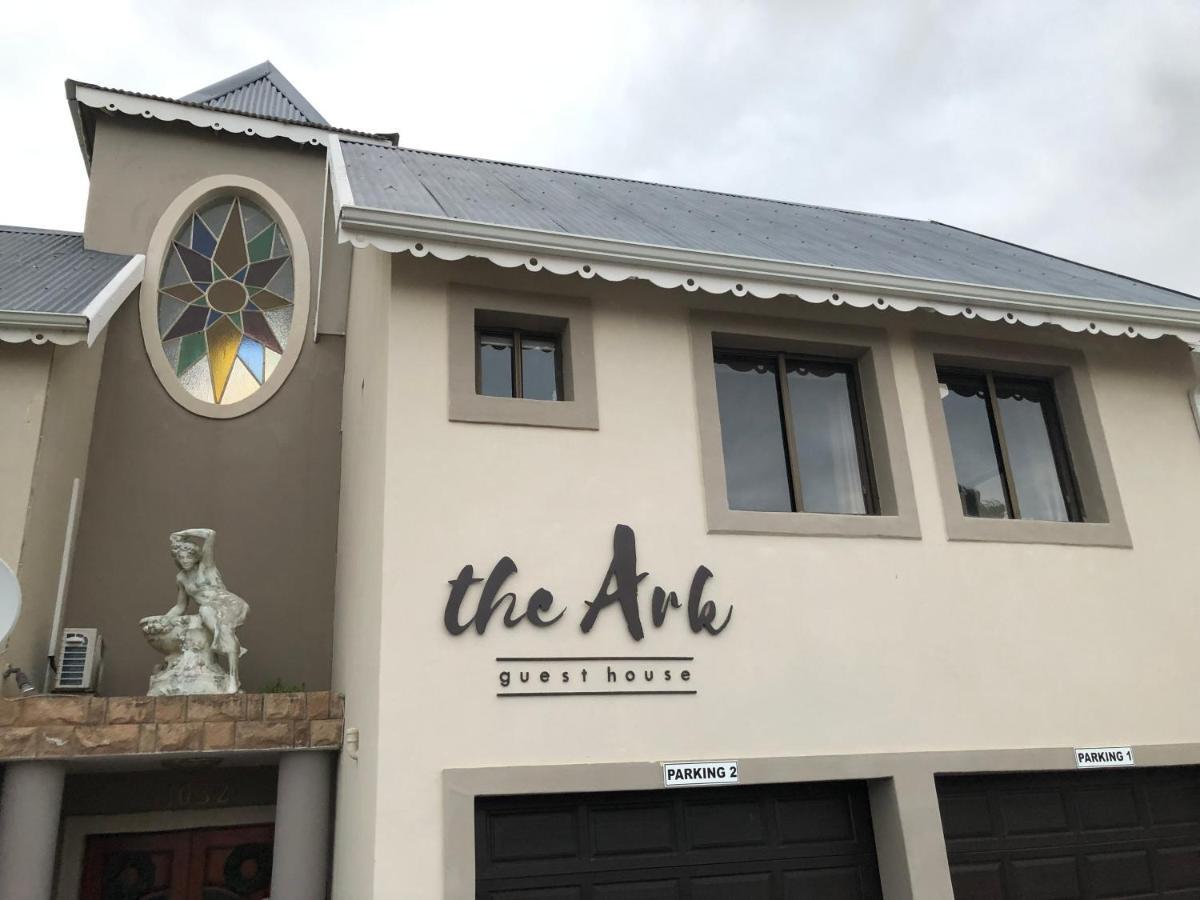 The Ark Guesthouse At Marina Martinique Jeffreys Bay Kültér fotó
