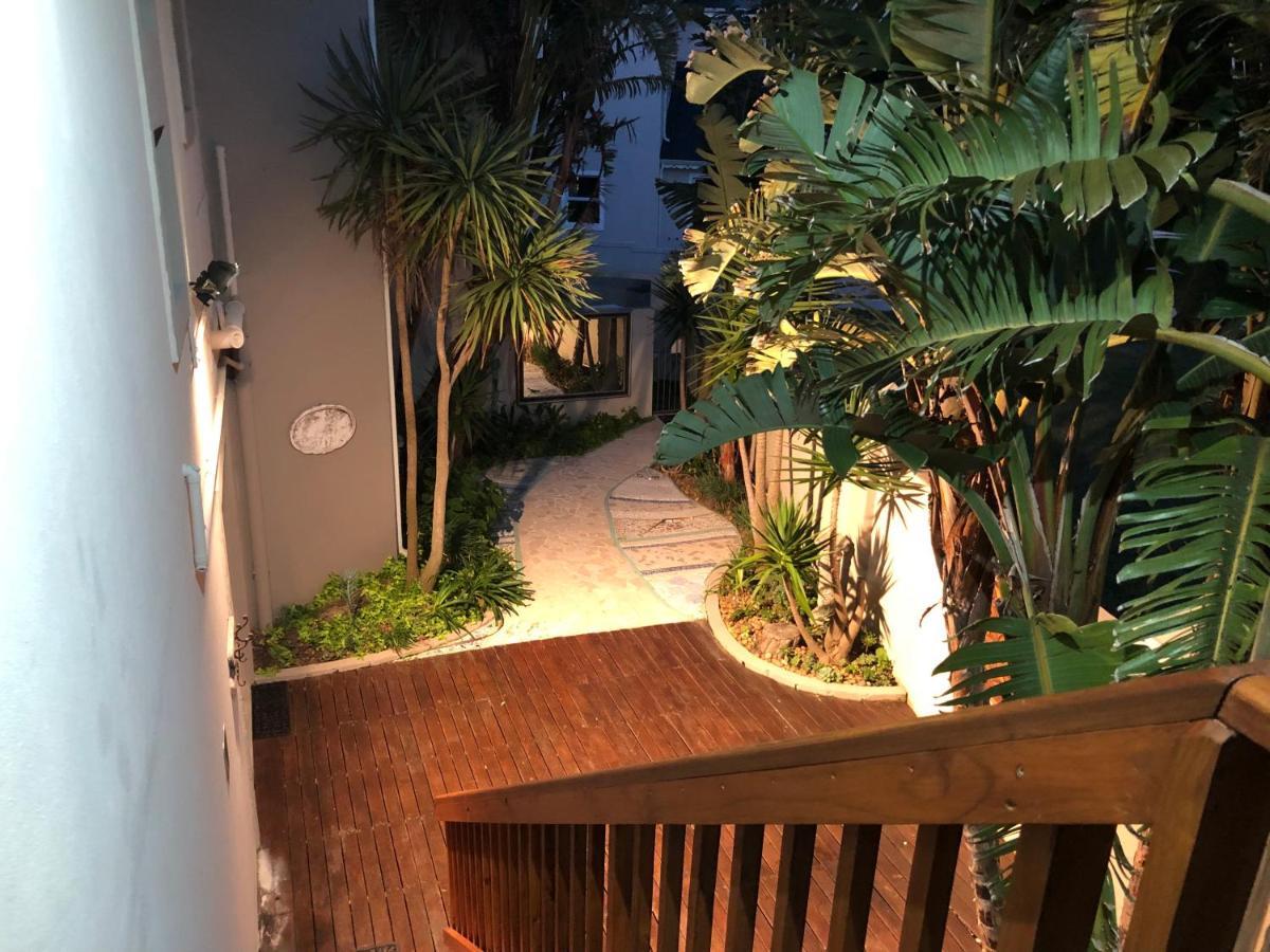 The Ark Guesthouse At Marina Martinique Jeffreys Bay Kültér fotó